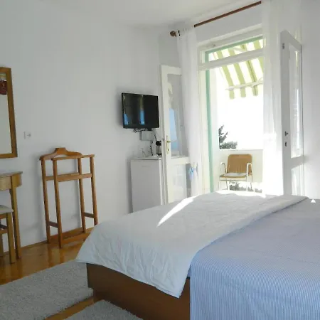 Garni Ivanac Holiday home *