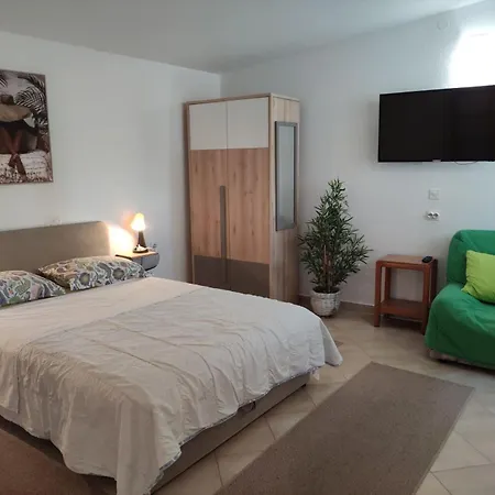 Garni Ivanac Holiday home Brela