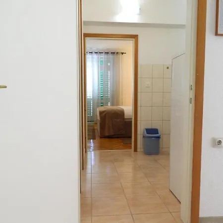 Ferienhaus Garni Ivanac Brela