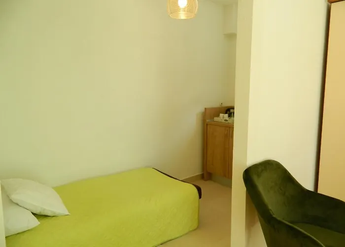 Garni Ivanac Nyaraló