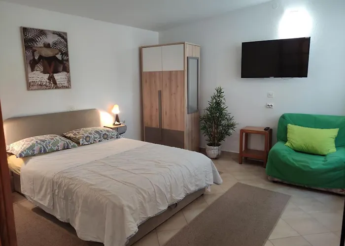 Garni Ivanac بيت للعطل بريلا