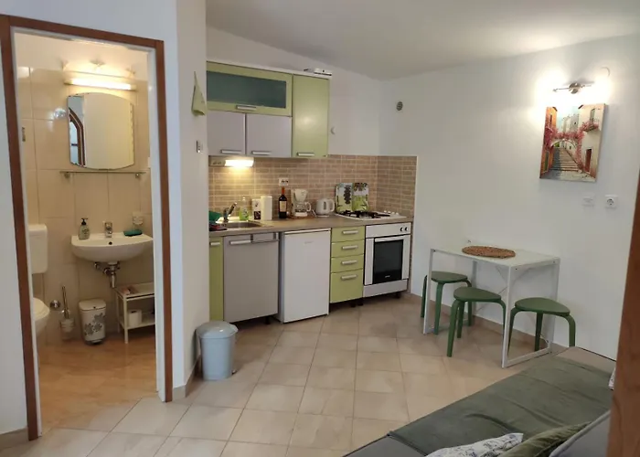 Nyaraló Garni Ivanac