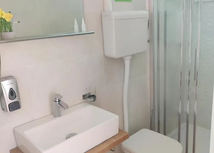 Garni Ivanac * بريلا